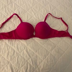 Victoria’s Secret Fabulous Bra